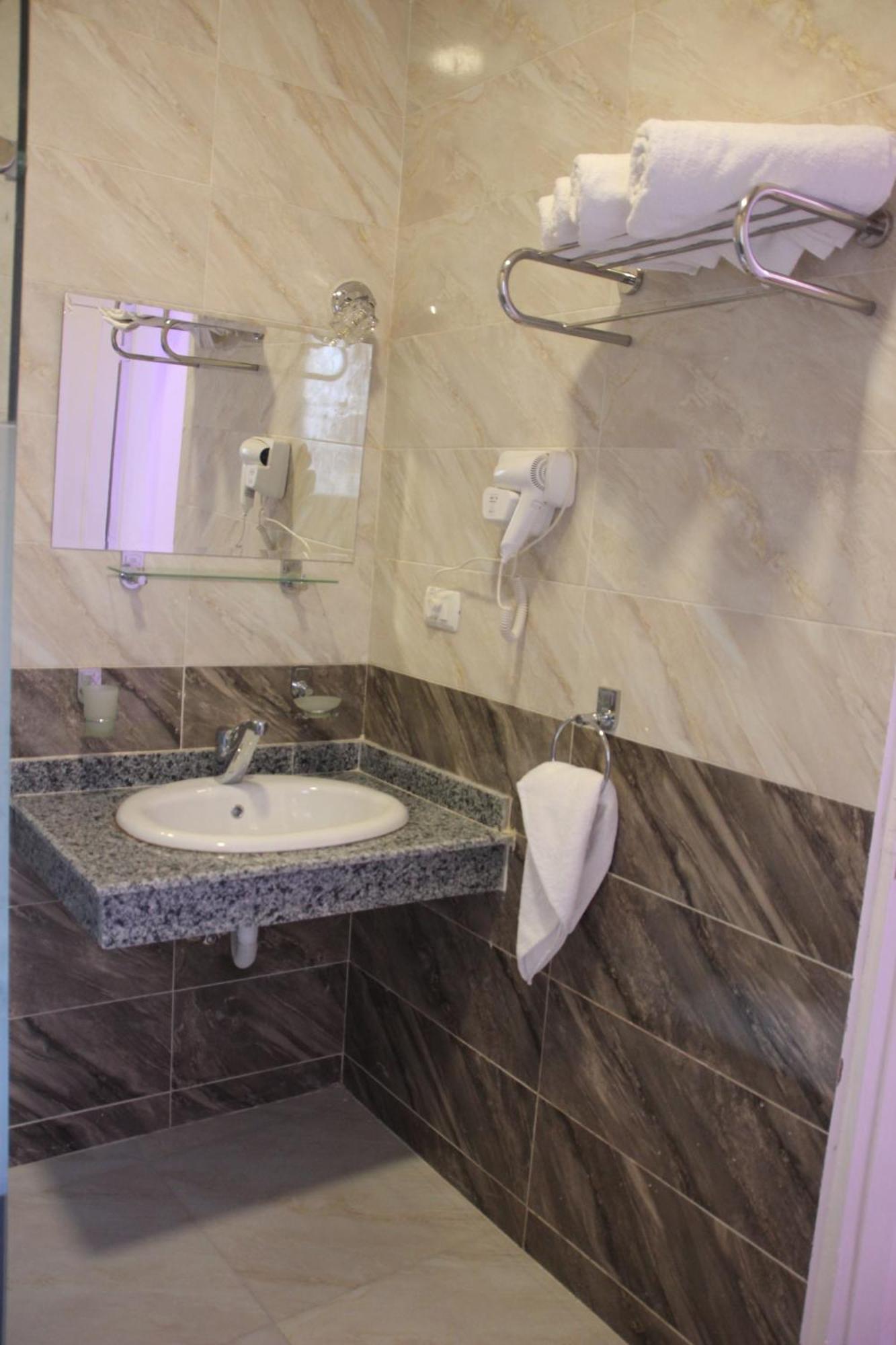Farida Pyramids Boutique Hotel Kafret el-Gabal Buitenkant foto