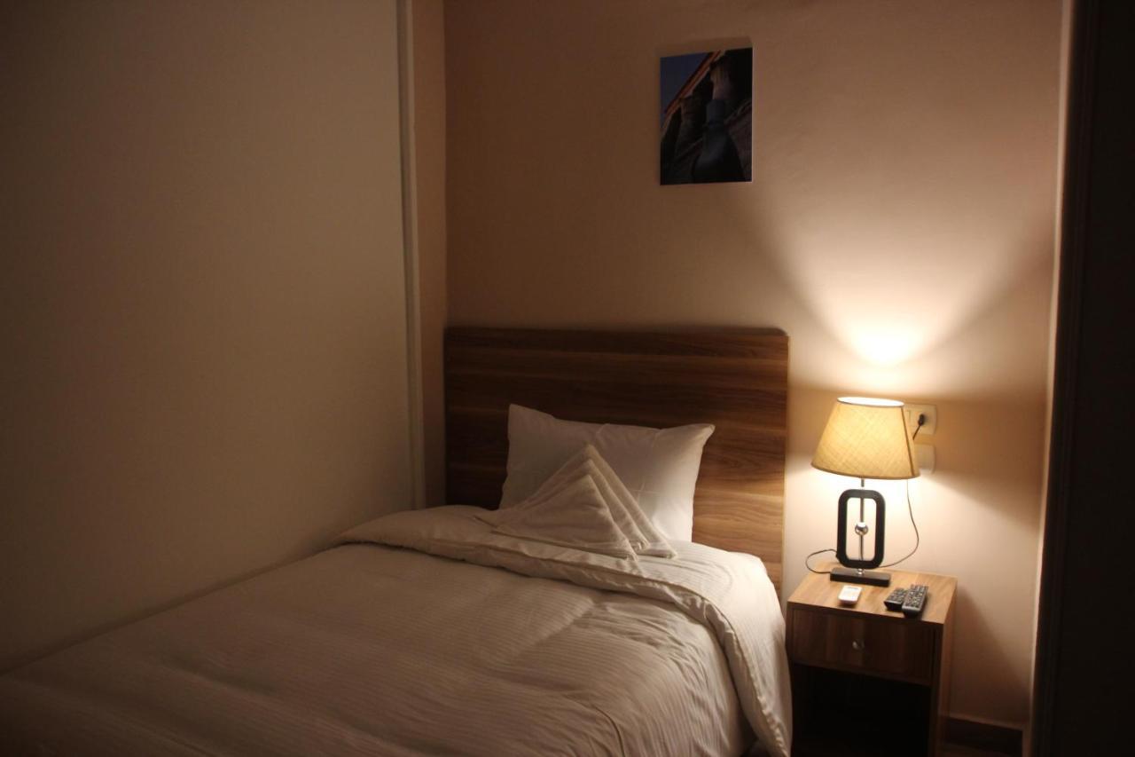 Farida Pyramids Boutique Hotel Kafret el-Gabal Buitenkant foto